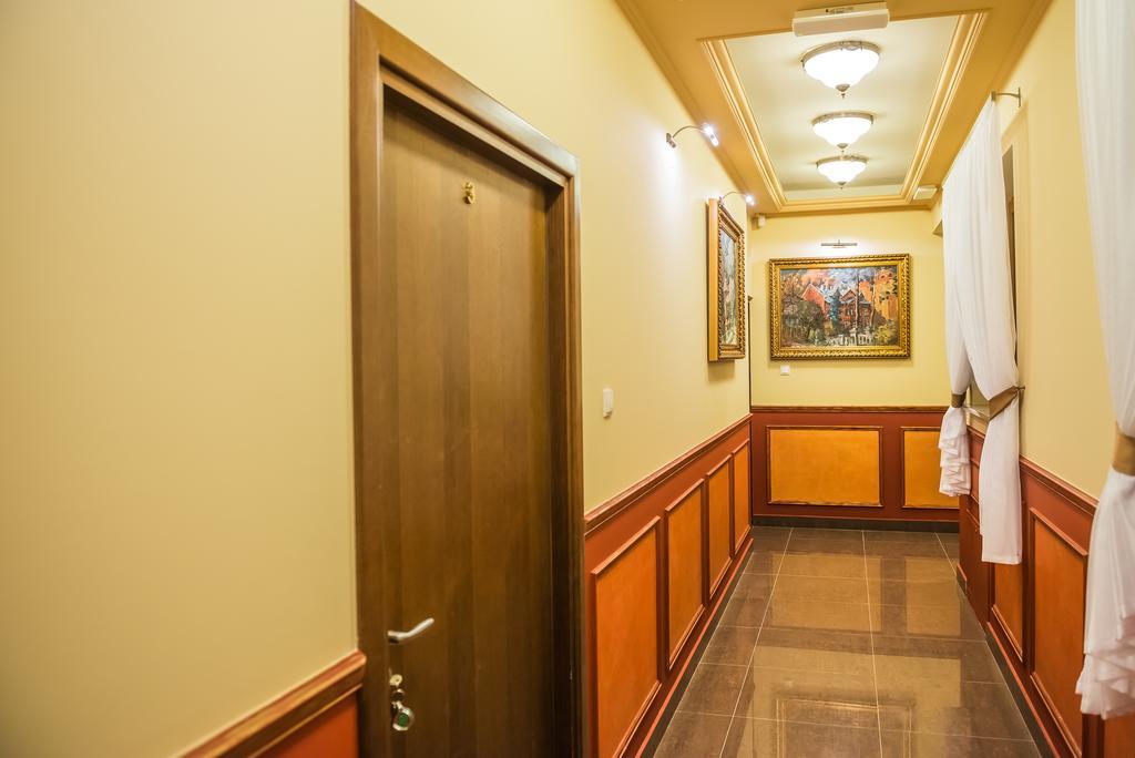 Victoria Cechini Hotel Криница-Здруй Екстериор снимка