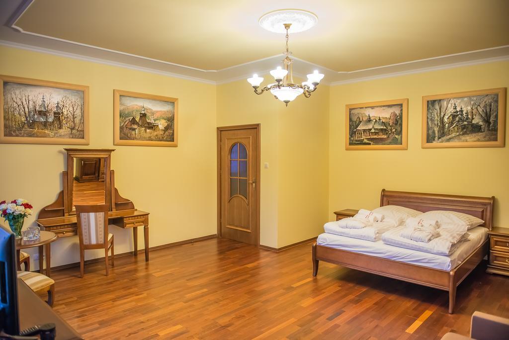 Victoria Cechini Hotel Криница-Здруй Стая снимка