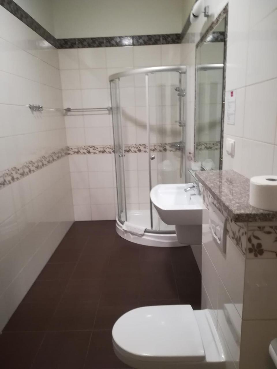 Victoria Cechini Hotel Криница-Здруй Екстериор снимка